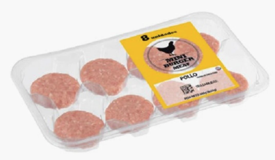 Espaguetis de calabacín y guindilla con hamburguesas de pollo.